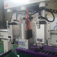 濟南市歷城區(qū)群輝數(shù)控設備廠 供應產(chǎn)品